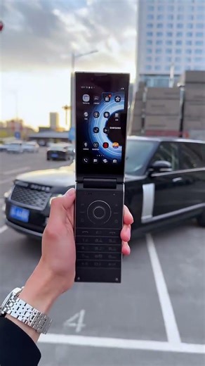 machine that cost over 10,000 yuan back then, is now available for only $266. It's a genuine