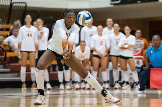Replay: No. 2 Texas volleyball wins SEC opener v Vanderbilt