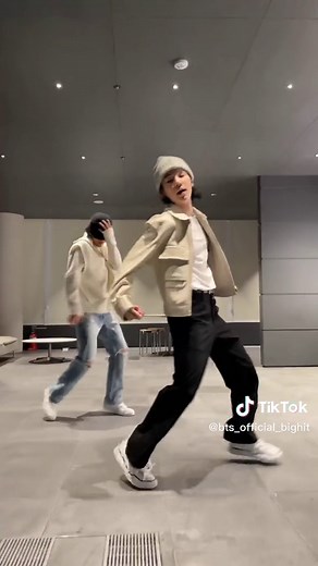 이 조합😸🐥 찬성합니다🙆 같이 달려볼까? #RunBTS #달려라방탄 #지민 #슈가 #Jimin #SUGA | run bts