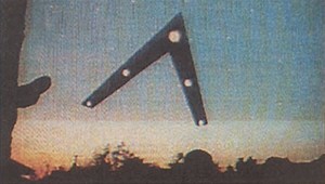 Mystery of 'Phoenix Lights' UFO as THOUSANDS saw V-shaped object for 106 mins