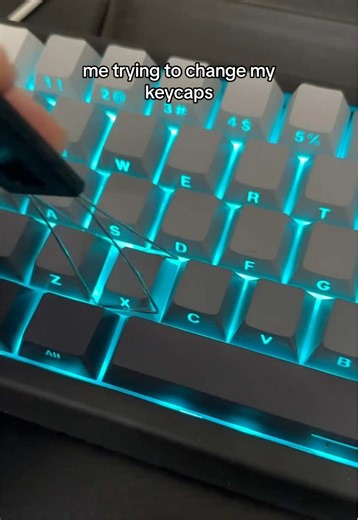 when the switch comes out together with the keycap.. 😮‍💨 #keyboard #meme #fyp #foryou