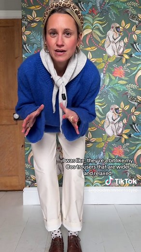 Uniqlo Barrel Leg Trousers Review and Style Tips