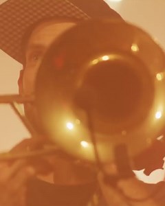 Dirndl, Rap, Zwiefache, Blasmusik und jede Menge bayerische Gaudi.🎺 Die Brass Wiesn ist zurück! Euch erwarten 4 Tage Festival Gaudi im Herzen Bayerns ❤️ Insgesamt werden über 80 Bands, Künstler und Kapellen auf fünf Bühnen mit Spaß, Virtuosität und guter Laune alles geben 🎉 👇 Fest stehen bisher👇 🎺 LaBrassBanda 🎺 Pizzera & Jaus 🎺 Shantel & Bucovina Club Orkestar 🎺 Querbeat 🎺 Oimara mit Band 🎺 Haindling 🎺 Kapelle Josef Menzl 🎺 und viele mehr... ➡️ Für die perfekte Festival-Gaudi sorgen