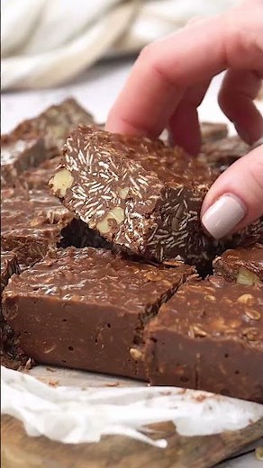 Easy No-Bake Peanut Butter Chocolate Bars | Quick & Delicious Dessert