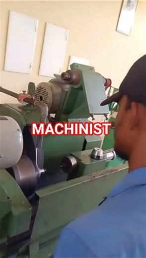 "Cylindrical grinding operation on a cylindrical grinding machine #Short video 📸