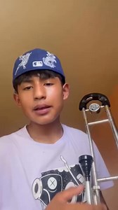 Mi compa Santi con 14 años toca machín el trombon 👌 hay que apoyar estos talentos 🤝 estrenando la BG -Black mi compita | Bogas Martínez