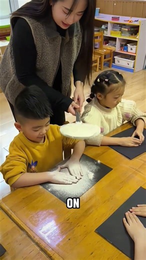 Unique Hand Print Trick #history #classicwood