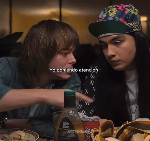 Just 90’s babe 🎀 on Instagram: "Jonathan 😭🤣 . . . . . #reels #strangerthings #funny #memesenespañol #jonathanbyers #strangerthings4"