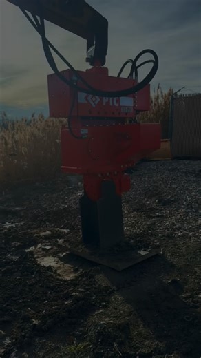 🚨 New PTC 15 PH Vibrodriver Alert! 🚨 This brand-new PTC 15 PH vibrodriver is officially heading to its new home with Newton Construction! Congratulations on your purchase — and thank you for choosing Western Equipment Solutions for your foundation equipment needs. 🙌 Our team completed the full installation, setup, and testing in-house to ensure this unit is job-ready the moment it arrives on site. Real inventory. Real support. Real solutions. 🔧🌎💪 #WesternEquipmentSolutions #PTC15PH #Vibrod