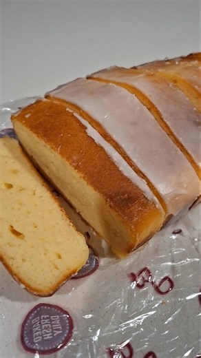 Lemon yoghurt cake 😋 #cake #easy #baking