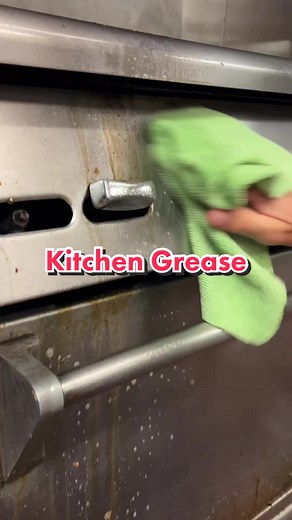 Effective Heavy Duty Degreaser for Kitchen Grease Removal