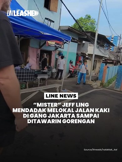 Usai tampil di Hammersonic Festival 2026, Jeff Ling malah viral gara-gara terlihat jalan kaki santai di gang Jakarta. Yang bikin lucu, ada warga lokal yang sempat nawarin gorengan ke gitaris Parkway Drive tersebut. Dari panggung metal langsung berubah jadi vibes warga komplek. #unleashed #media #news #jeffling #parkwaydrive