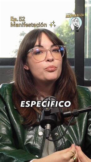 ¿Decretar es suficiente? Spoiler: No, el pensamiento mágico no suele llevarnos a ningún lado. 🧠✨ Más que “manifestar” esperando que el universo actúe, se trata de utilizar una metodología como SMART para construir una “escalerita” real hacia tus objetivos. Cuanto más específico, medible y acotado en el tiempo seas, más fácil será lograrlos. 📈 Tu mente busca estímulos que refuerzan tus creencias, así que mejor úsala a tu favor para aterrizar lo que quieres. ¿Tú cómo estructuras tus metas, frien
