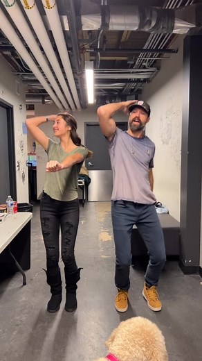 Lil pre show warm up #delorean #fancyliketour