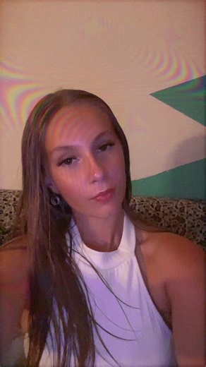 Vidéos de cla._.18h30 (@cla._.18h30) avec can I get a kiss - i