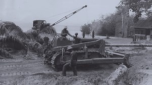 Japanese Shocked as Seabees Turn Jungle into a 6,000-Foot Airfield in 20 Days Step inside the dramatic engineering race that reshaped the Pacific War. In 1942, U.S. Navy Seabees, combat-trained builders, landed on remote islands and turned raw jungle and coral into 6,000-foot airstrips in barely 20 days, a speed that shattered every Japanese plan. Drawing on verified military records, captured intelligence documents, and rare survivor testimony, this film shows how their relentless construction 
