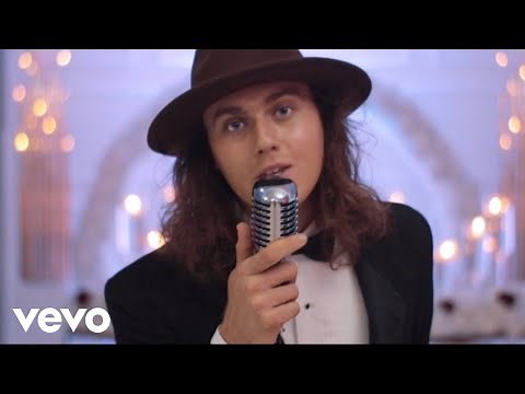 Matt Cooper - Grow Old (Official Music Video)