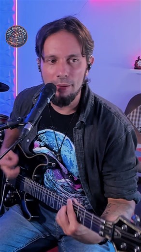 Reimagining HOTEL CALIFORNIA with Spicy Chords & Hendrix Vibes