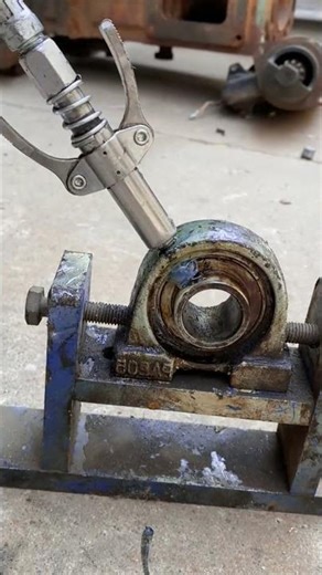 Simple and practical grease nipple