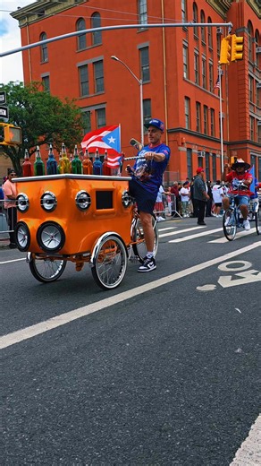 #knickerbockerparade #Bushwick | Bushwick Dave