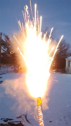 Roman candle, salute #pyrotechnics #pyro #fireworks #firecracker #artillery #mortar #uap #usa #ufo