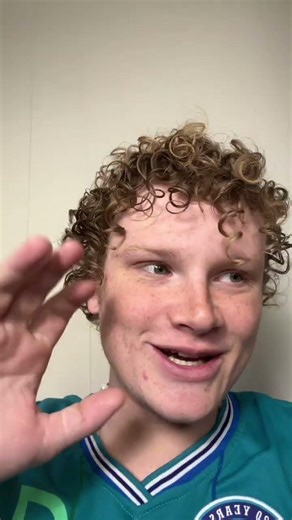 You can paint on mirrors?? #colortheory #paint #colormixing #cmy #color