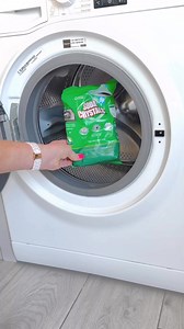 175K views · 571 reactions | Quick Washing Machine Clean!Yes, I know it has a self-clean function (and yes, I use it regularly!) But I like to do this too. | Lynsey Queen Of Clean | Facebook