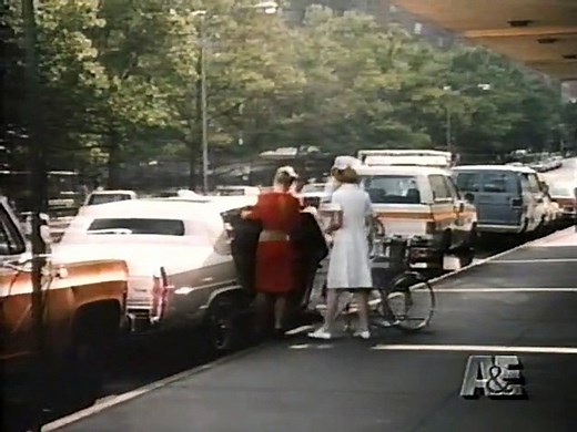 The New Mike Hammer - S02e01 - Torch Song (1984)