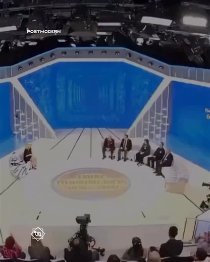 Ayse Arman on Instagram: "Müge Anlı’nın programında ortaya çıktı ki: Cinsel istismardan 22 yıl, bir çocuğu kasten öldürmekten 30 yıl olmak üzere, toplam 52 yıl hapis cezası almış bir kişi, Yalnızca 5 yıl cezaevinde kaldıktan sonra serbest bırakılmış😡😡😡 Buradaki hukuk garabetini bi kenara koyuyorum... Bu tür kararların toplumda yarattığı sosyolojik yıkımı da. Hepimizin nasıl derin bi kolektif travmanın içinde yaşadığını da… Hatta, böylesine ağır bi gerçeği, bi televizyon programında öğreniyor