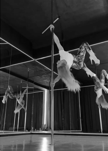 Strong is my aesthetic. Follow me for more dance inspiration. #poledance #exoticpoledance #dance #viral #foryou