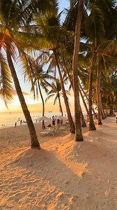 What a beautiful sunset in Calypso Beach & Dive Resort and SENSI The Italian Restaurant (C) me.shawn | Calypso Beach & Dive Resort