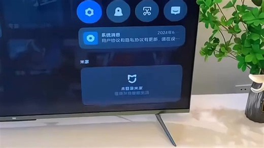 ROG 电竞显示器支持165Hz高刷新率，畅玩各类游戏流畅不卡顿。办公多任务切换也很顺滑，长时间使用眼睛舒适度提升明显。