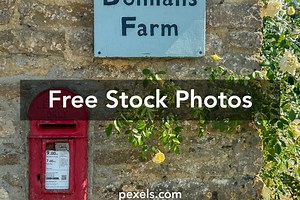 Free Farmhouse Outhouse Sign Photos