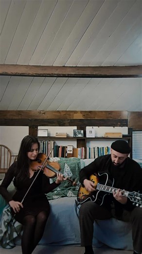 Joe Chiari on Instagram: "“The Christmas Song” was written in 1945 by Robert Wells and Mel Tormé. The Nat King Cole Trio first recorded the song in June 1946. . wishing you all the very best for the festive season and the coming new year 🎄🎅🏽✨ . . . . #christmas #violin #guitar #jazz"