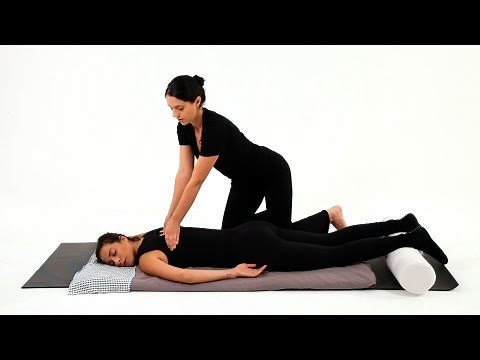 How to Give a Spinal Massage | Shiatsu Massage