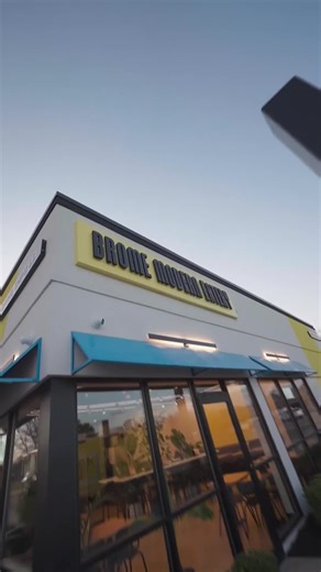 New city, same energy. Brome Westland is officially open. From the kitchen t the dining room, every detail is ready for you. Come see what we've been building. 🍔✨ 📍36440 Ford Rd, Westland, MI 48185 | Brome Modern Eatery