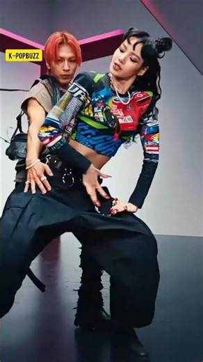 Lisa doesn't know how to dance 😱#lisa #blackpink