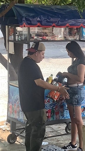 El hermano de la dueña | Bombermax