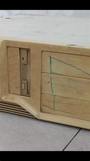 Rincian Pentium 1 Bagian Kedua: Isi Dalam CPU Retro