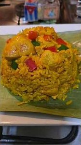 Cuban-style Chicken and Rice!!! Recipe available on our YouTube channel, Encounters with Chirino! 😋