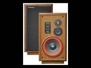 Cerwin Vega AT-12 Floor Standing Speakers. Hard Hitting Bass. Nice CLEAN SET !!! DEMO.