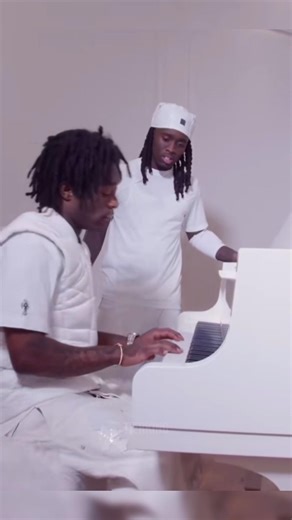 Kai Cenat & Lil Uzi play piano 🎹🔥