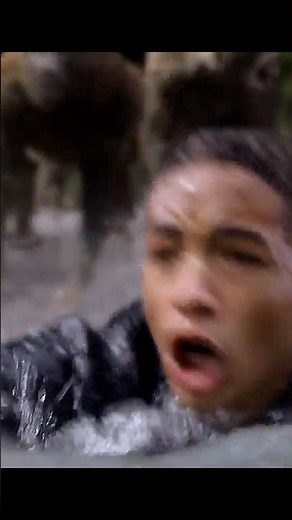 After Earth* – Chase Scene with the Ursas! 🎬