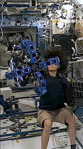 NASA's Flying Space Robot