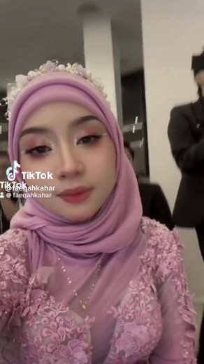 Transforming Male Allure with Feminine Makeup Styles