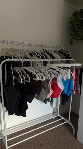 Isha Louise | Fitness & Wellness Content | I definitely didn’t think I’d get to where I am now but that never stopped me. Make the change you’re praying to make, show up & show... | Instagram