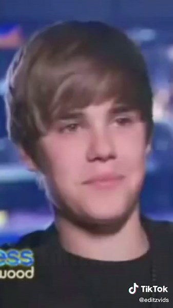 Justin Bieber Funny Laugh Moments