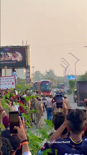 RCB Team Bus Reached at Ekana Cricket Stadium #ipl2025 #army #rcbians #fanmoment #rcb #viratkohli