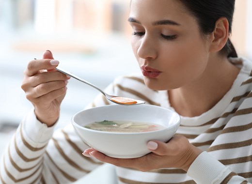 6 Best Foods to Eat for an Upset Stomach, Says Dietitian