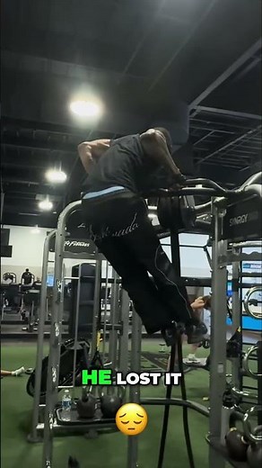 Gym Pull-Up Fails & Wins! You Won't Believe This! #shorts